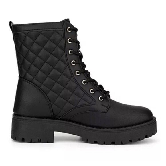 - New Olivia Miller Women's Alexandria Quilted Combat Boot black size 7.5,… - Picture 2 of 8